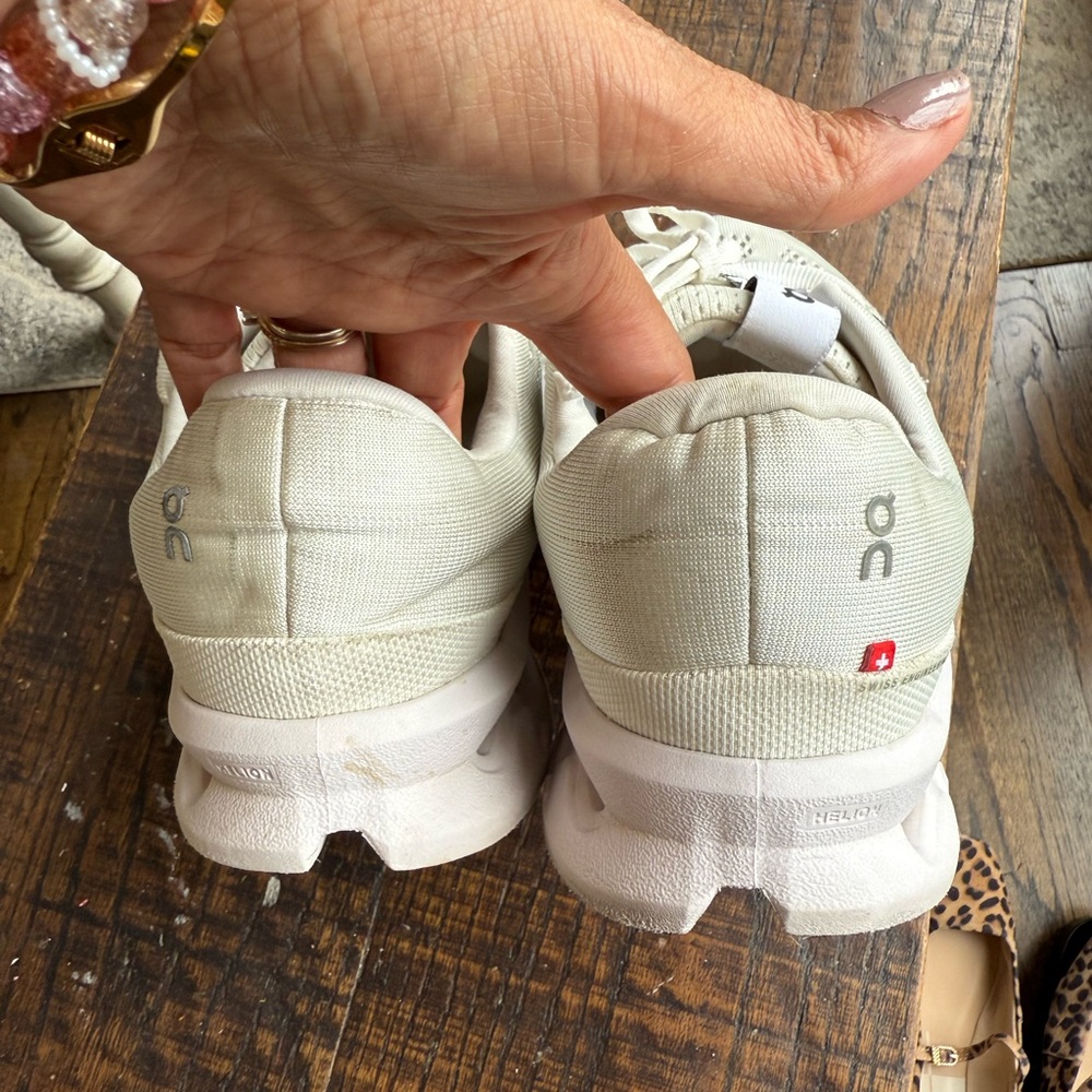 On cloud  Men's Sneakers in Off-White size 9.5 men - Picture 4 of 6